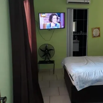Buy this 5 bed house on Rua Dona Divisa in Amendoeira, São Gonçalo - RJ