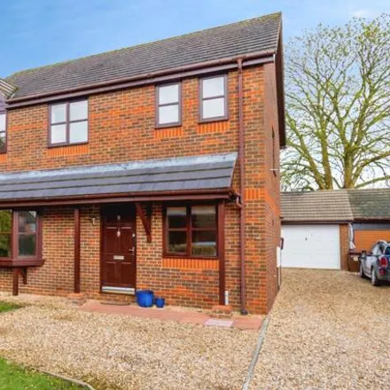 Buy this 4 bed house on Longbarrow Close in South Wonston, SO21 3ED