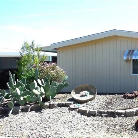 Buy this studio apartment on 2030 South Main Street in Lakeport, CA 95453