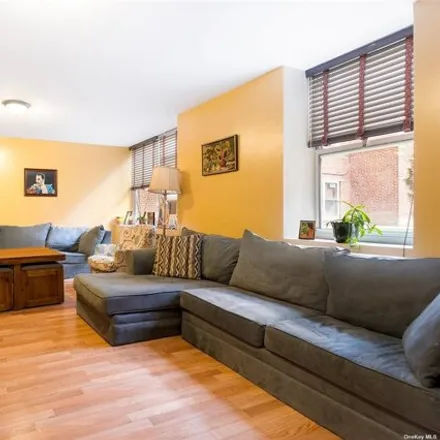 Image 2 - 190 72nd St Apt 103, Brooklyn, New York, 11209 - Apartment for sale