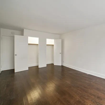 Image 6 - 535 W 43rd St, Unit NPHE - Apartment for rent