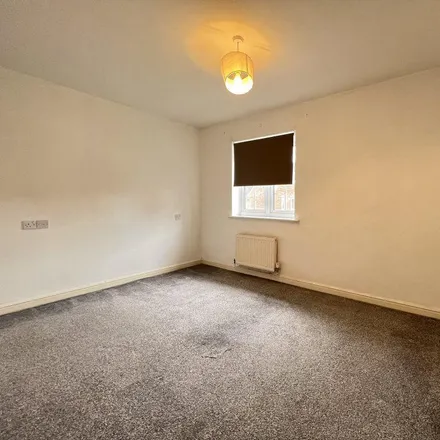 Image 6 - Penrhyn Close, Corby, NN18 8PR, United Kingdom - Duplex for rent