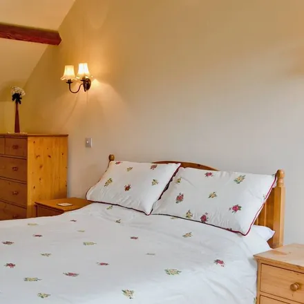 Rent this 2 bed duplex on Kentisbeare in EX15 2AA, United Kingdom