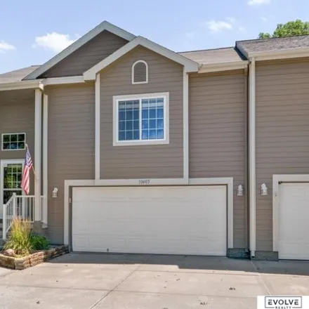 Buy this 3 bed townhouse on 10405 S 26th St in Bellevue, Nebraska