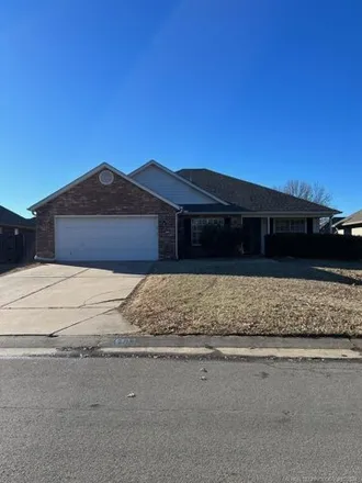 Buy this 4 bed house on 4680 South 195th East Avenue in Broken Arrow, OK 74014