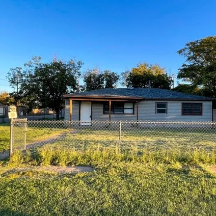 Image 1 - 4475 Dover Avenue, Lubbock, TX 79414, USA - House for sale