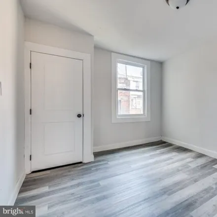Image 7 - 1650 Ruxton Avenue, Baltimore, MD 21216, USA - House for sale