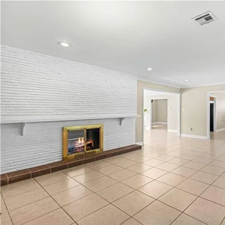 Image 4 - 1608 New York Street, New Orleans, LA 70122, USA - House for sale