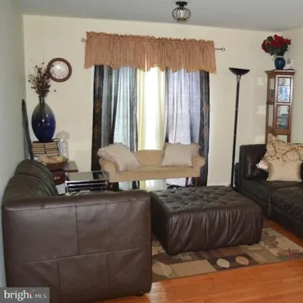 Image 5 - 8123 Church Lane, Milford Mill, MD 21244, USA - House for sale