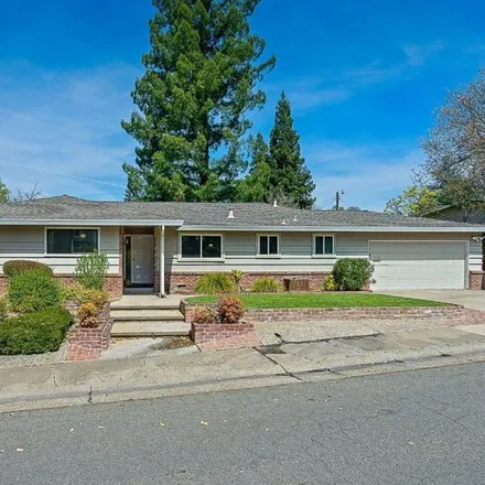 Buy this 3 bed house on 7711 Bloom Way in Citrus Heights, CA 95610