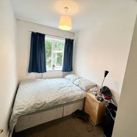 Image 2 - Merrivale, Camden Street, London, NW1 0DX, United Kingdom - Apartment for rent