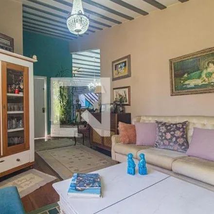 Rent this 4 bed house on Rua Fagundes Varela 846 in Jardim Social, Curitiba - PR