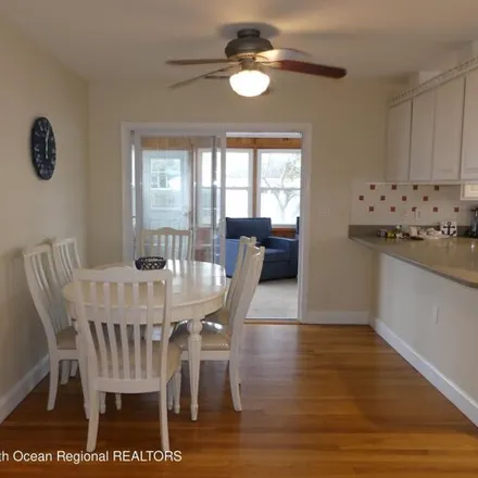 Image 4 - 108 Parkway, Point Pleasant Beach, NJ 08742, USA - House for rent