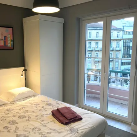 Rent this 3 bed apartment on Bella Nour in Rua Braamcamp 15D, 1250-048 Lisbon