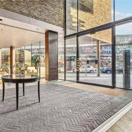 Image 6 - Lahpet, 58 Bethnal Green Road, Spitalfields, London, E1 6JW, United Kingdom - Loft for sale