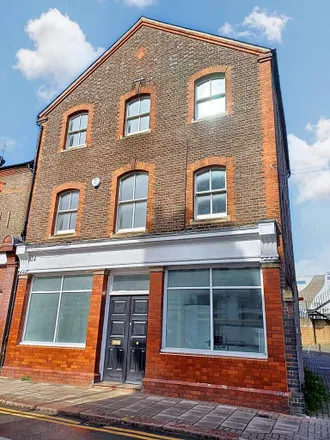 Rent this 1 bed apartment on UC in Guildford Street, Luton