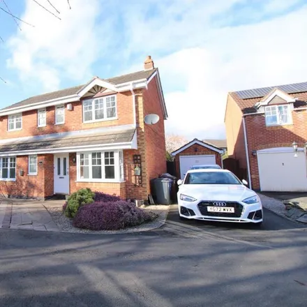 Rent this 4 bed house on Kingsmead in Stretton, DE13 0FQ