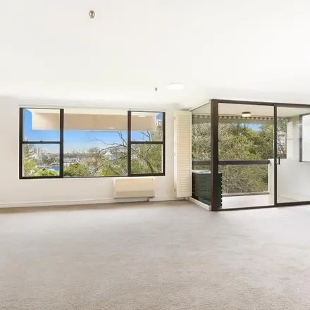 Image 2 - Belgravia Gardens, 60 Darling Point Road, Darling Point NSW 2027, Australia - Apartment for rent