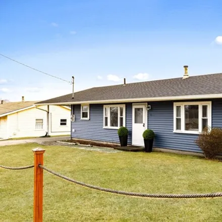 Buy this 3 bed house on 1159 Nantasket Avenue in Stony Beach, Hull