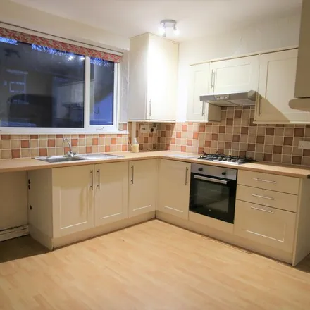 Rent this 2 bed townhouse on Pink Place in Blackburn, BB2 1XA