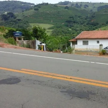 Buy this 3 bed house on Rodovia Lourival Lindorio de Faria in Divinolândia, Divinolândia - SP