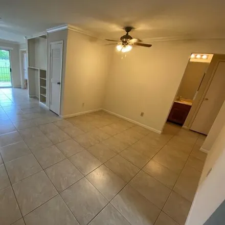 Rent this 2 bed condo on 6679 Sharpstown Green Circle in Houston, TX 77036