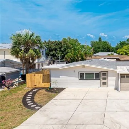 Buy this 3 bed house on 3145 Williamsburg Street in Sarasota County, FL 34231