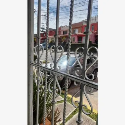 Rent this 3 bed house on Privada Lomas de Ahuatlán in Lomas de Ahuatlán, 62130 Cuernavaca