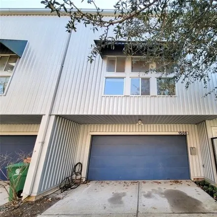 Rent this 2 bed house on 1516 Drew Street in Houston, TX 77004