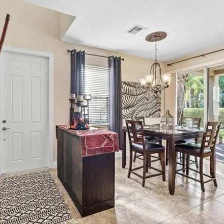 Image 4 - 5011 Dulce Court, Palm Beach Gardens, FL 33418, USA - Townhouse for rent