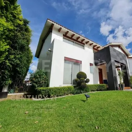 Buy this 3 bed house on Circuito Vista Volcán in La Vista Country Club, 72480 Tlaxcalancingo (San Bernardino)