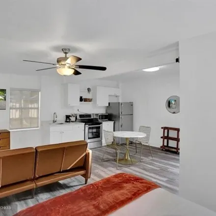 Image 3 - 1161 Southwest 15th Avenue, Fort Lauderdale, FL 33312, USA - House for rent