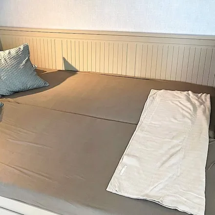 Rent this 1 bed house on Tenhult in 560 29 Tenhult, Sweden