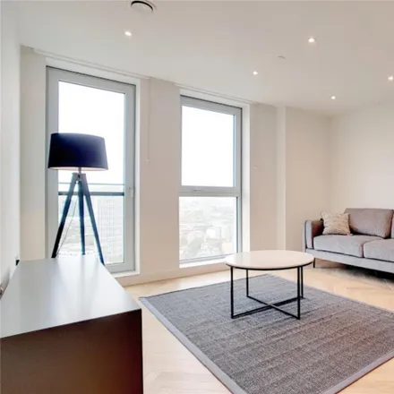 Image 1 - Two Fifty One, 251 Southwark Bridge Road, London, SE1 6FJ, United Kingdom - Apartment for rent