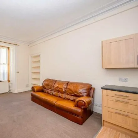 Image 2 - West Brae, Wellmeadow Street, Paisley, PA1 2EE, United Kingdom - Apartment for sale