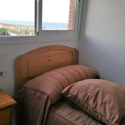 Image 5 - Carrer d'Isabel de Villena, 31, 46011 Valencia, Spain - Apartment for rent