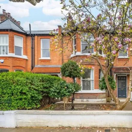 Rent this 4 bed house on 9 Highlever Road in London, W10 6PT