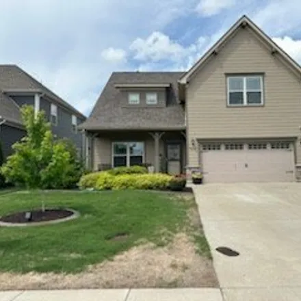 Buy this 3 bed house on Hierloom Drive in Murfreesboro, TN