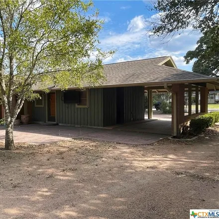 Image 2 - 221 East 9th Street, Flatonia, Fayette County, TX 78941, USA - House for sale