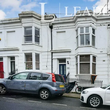 Rent this 1 bed apartment on 32 Victoria Place in Brighton, BN1 3DL