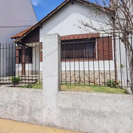 Buy this 3 bed house on Gobernador Valentín Vergara 2092 in Florida, 1602 Vicente López