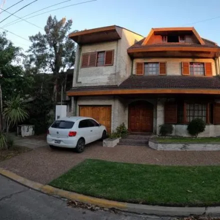 Image 2 - Vicente Casares 820, Partido de Morón, B1704 ESP Villa Sarmiento, Argentina - House for sale