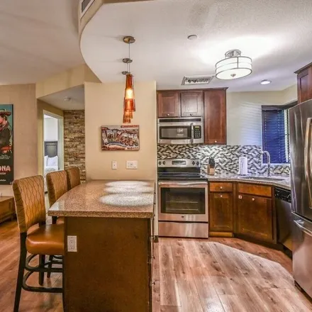 Image 2 - Peoria, AZ - Condo for rent