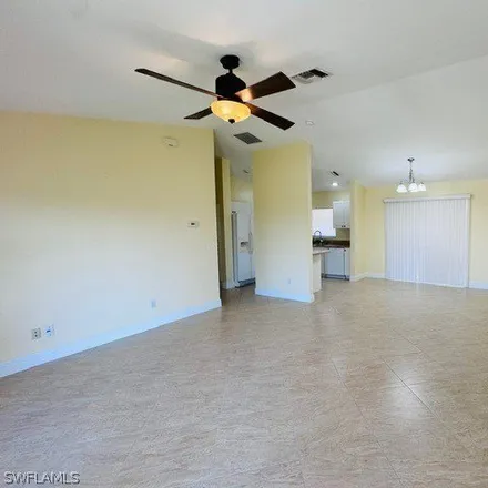 Image 6 - 842 Northeast 19th Terrace, Cape Coral, FL 33909, USA - House for rent
