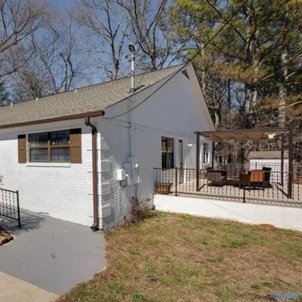 Image 3 - New Market School, 155 College Street, New Market, Madison County, AL 35761, USA - House for sale