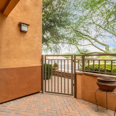 Image 3 - 5032 East Cochise Road, Paradise Valley, AZ 85253, USA - Townhouse for sale