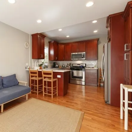Image 5 - Mogentale Players' Lounge, Isabella Street, Evanston, IL 60201, USA - House for sale