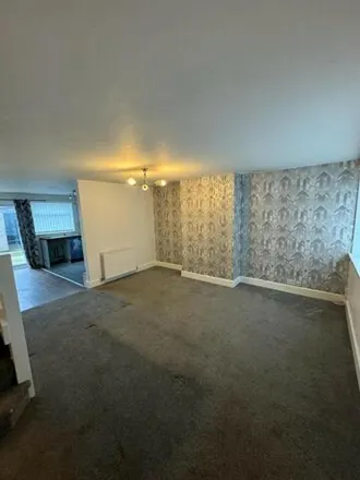 Image 4 - Brusselton Close, Middlesbrough, TS5 8SL, United Kingdom - Townhouse for rent