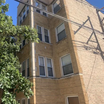 Rent this 2 bed condo on West Belle Plaine Avenue in Chicago, IL 60618