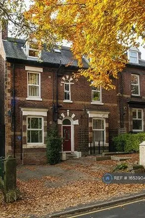 Rent this 11 bed townhouse on 38 Broomgrove Road in Sheffield, S10 2NA